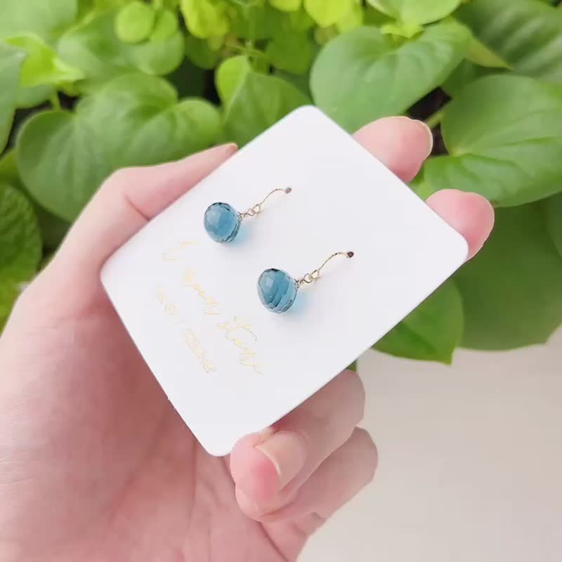 轻珠宝伦敦蓝石英石晶亮水滴耳环水晶 - 耳环/耳夹 - 水晶 蓝色