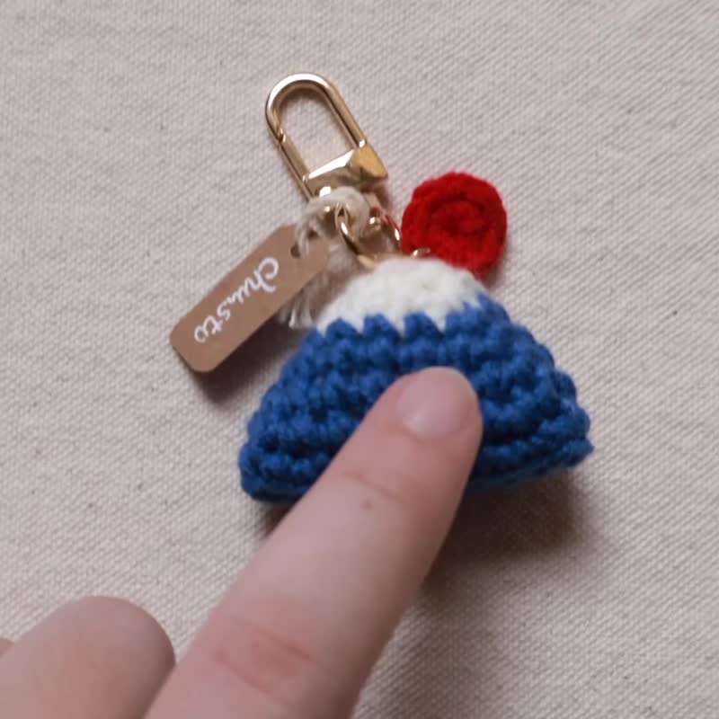 带着走的富士山系列 -03 渐层云蓝色系 质感吊饰 钥匙圈 包包挂饰 - 吊饰 - 棉．麻 蓝色