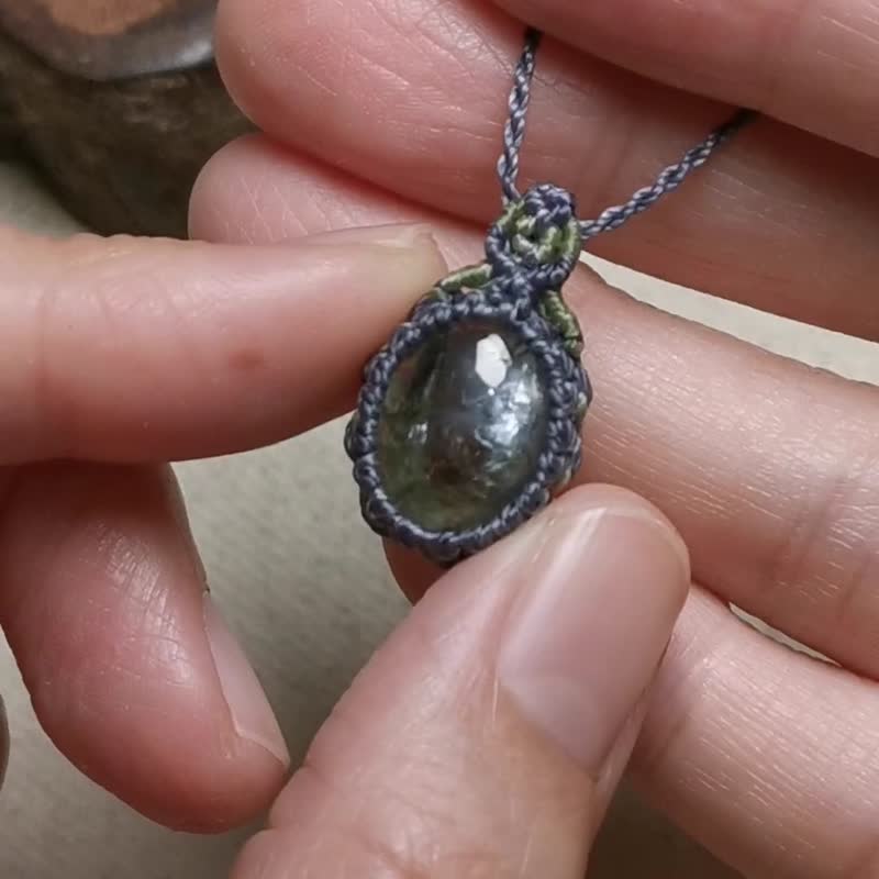 无烧丹泉石/绿蓝双色-蜡线编织/项链可调整长度 - 项链 - 宝石 绿色