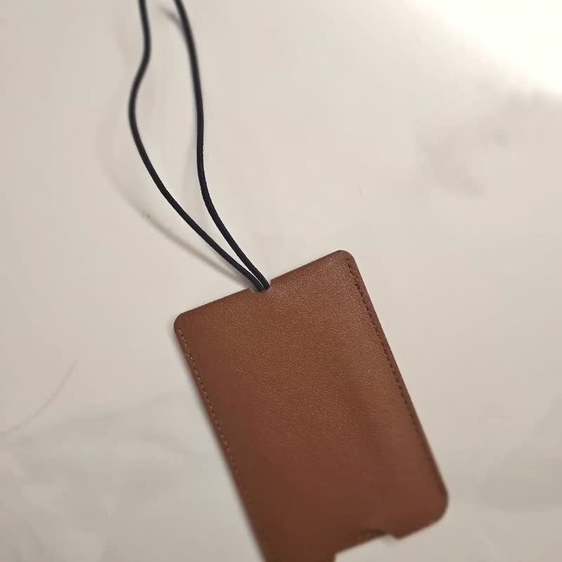 【定制化自订文字】定制化彩绘行李箱皮质吊牌 姓名吊牌 byMerci - 行李吊牌 - 其他材质 