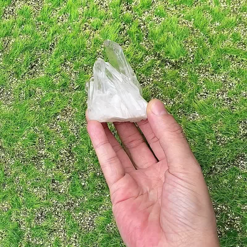 天然冰透白水晶簇 白水晶 家居 办公室 疗愈 消磁 能量 摆件 - 摆饰 - 水晶 白色