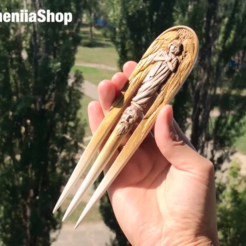 木雕发梳 金天使，木质双叉发簪 - 发饰 - 木头 金色