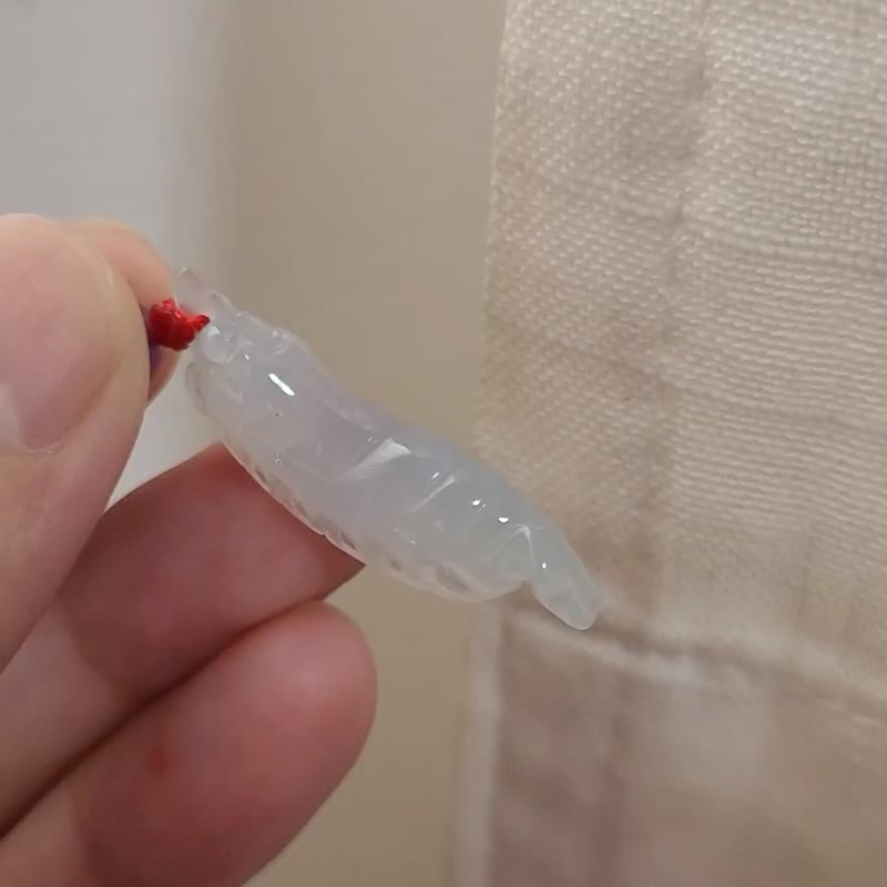 【亲翠】天然翡翠 冰透小虾米可爱项链 适合小孩配戴的特殊题材 - 项链 - 玉石 白色