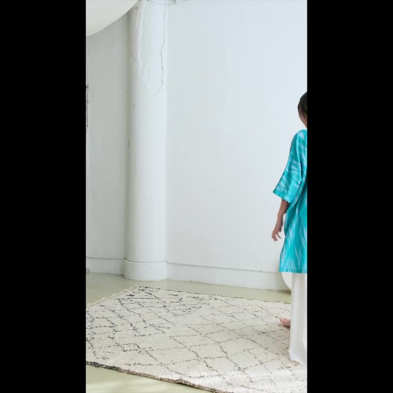 OMAKE 宽版大口袋上衣 / Ikat 天蓝 - 女装上衣 - 棉．麻 蓝色