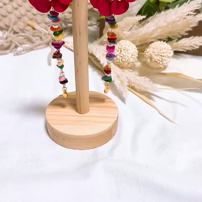Flower* Clip-On with red flowers and colorful beads - 耳环/耳夹 - 真皮 多色