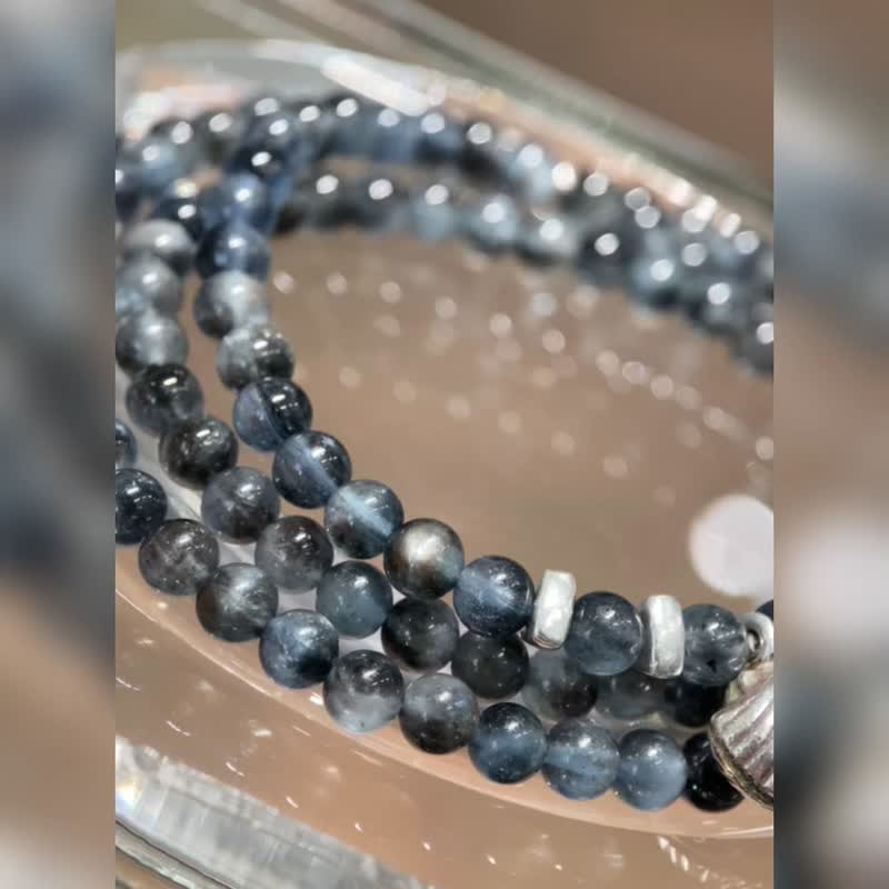 天然魔鬼蓝海蓝宝+银贝壳+蓝针 黑爆闪星际星光海蓝宝 稀少矿料 - 手链/手环 - 水晶 