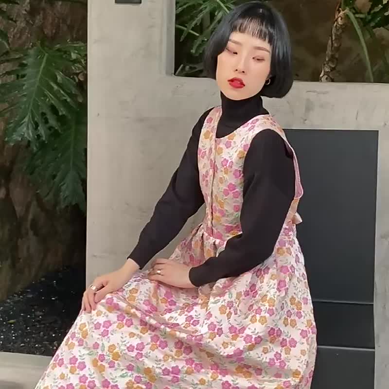 粉色浮雕提花 精緻亮色花朵無袖收腰洋裝 秋冬復古少女風連身裙 - 洋装/连衣裙 - 棉 粉红色