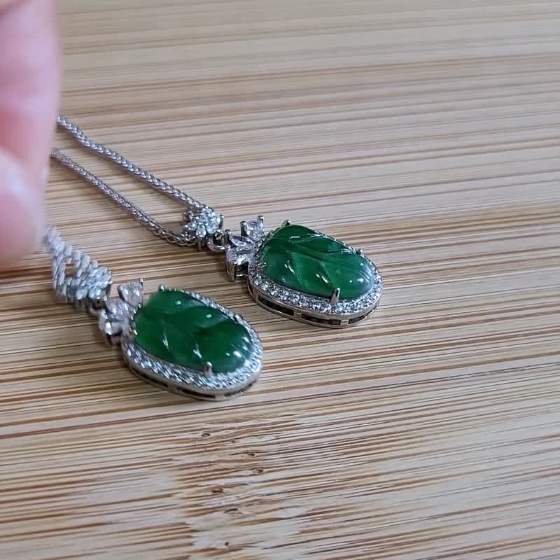 亲翠 天然危地马拉翡翠 冰啤酒瓶绿凤梨银镶925银萧邦锁骨链 - 项链 - 玉石 绿色