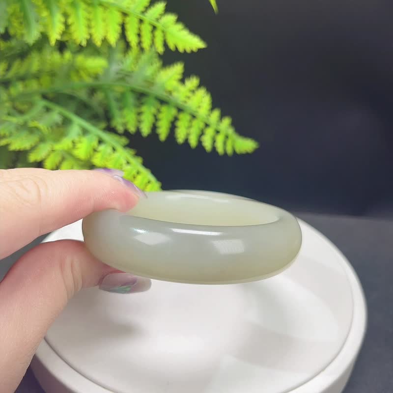 和田玉手镯 58MM 老料渐变藕粉 玉手环 附证书 厚实饱满 油润细腻 - 手链/手环 - 玉石 