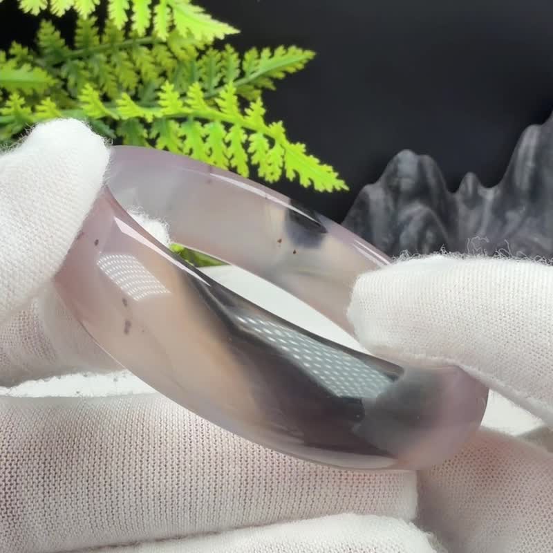 玛瑙手镯 冰润起光烟灰色飘花 52mm - 手链/手环 - 半宝石 