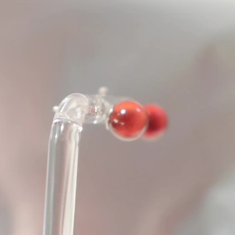 925纯银 石榴石7-7.5mm。耳钉 - 耳环/耳夹 - 宝石 红色