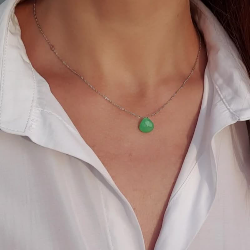 Chrysoprase Teardrop Necklace, 925 Silver, Taurus GemStone, Libra Birthstone - 项链 - 宝石 绿色