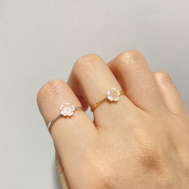 【拾香】天然迷你贝壳贝母花戒指 全925纯银开口戒指 (金/银) - 戒指 - 纯银 白色