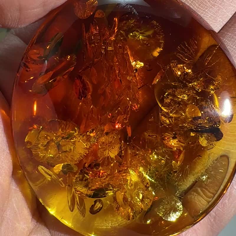 白兰地琥珀制成的大型奢华吊坠 闪烁着独特的天然火花 - 项链 - 半宝石 透明
