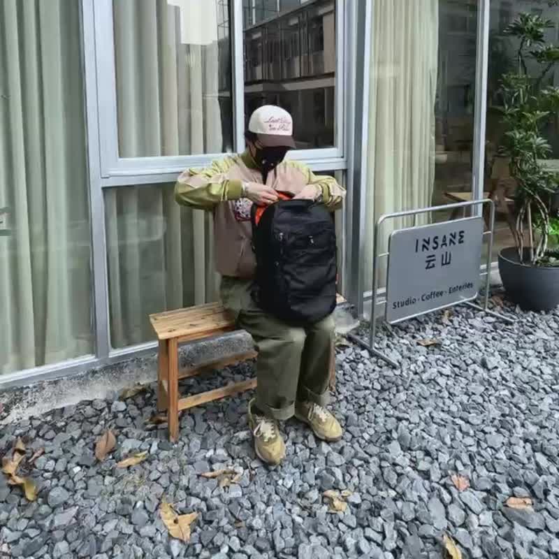 潮流抽绳设计双肩包自带可分离16寸笔电收纳仓通勤户外两用背包 - 后背包/双肩包 - 尼龙 黑色