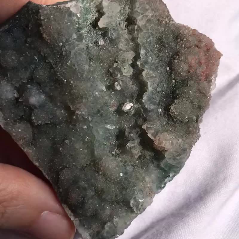 巴西异象水晶 闪亮 像地图 包里体 带彩 - 摆饰 - 水晶 紫色