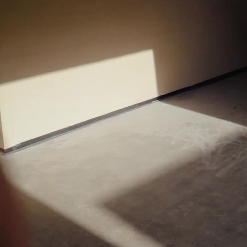 黑色/白色 gogo小號菜籃子肩背包 通勤大容量包包 氣質通勤水桶包 - 侧背包/斜挎包 - 真皮 白色