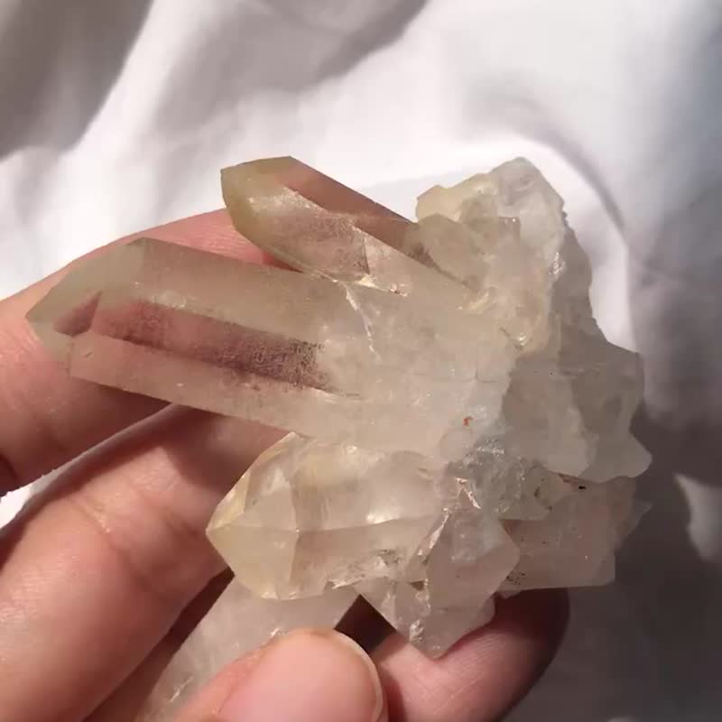 白水晶簇 晶牙带特别纹路 印记 透闪亮 白晶 水晶原矿 天然原石 - 摆饰 - 水晶 白色