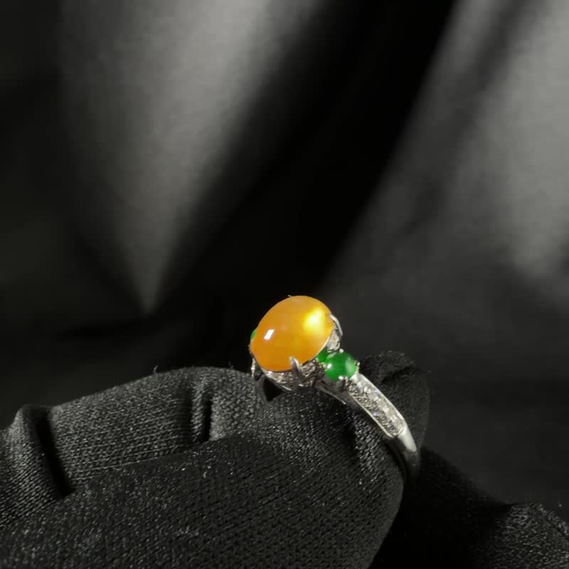 月光 | 放光玻璃种黄翡戒指 18K - 戒指 - 玉石 橘色