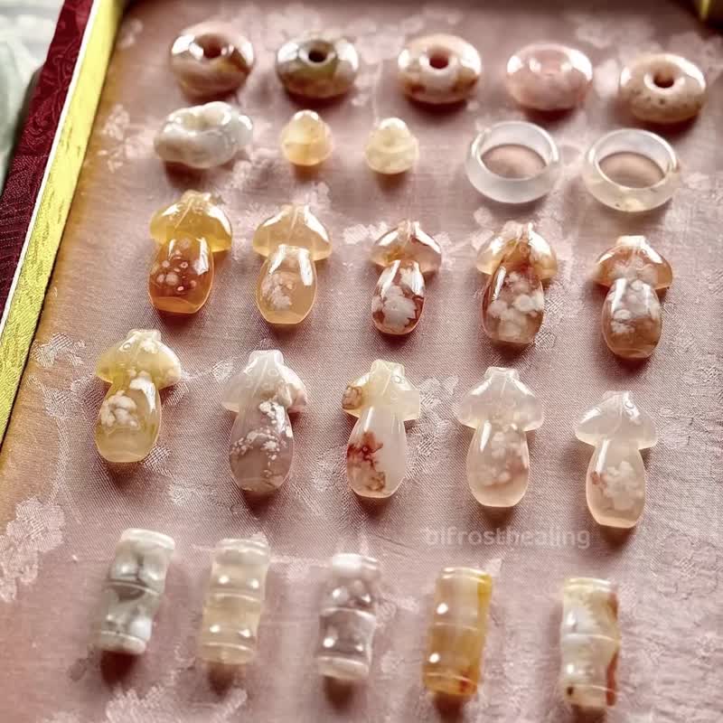 满树烂漫丨樱花玛瑙雕刻件平安扣旗袍扳指丨水晶灵气能量丨弥雅原 - 手链/手环 - 水晶 粉红色