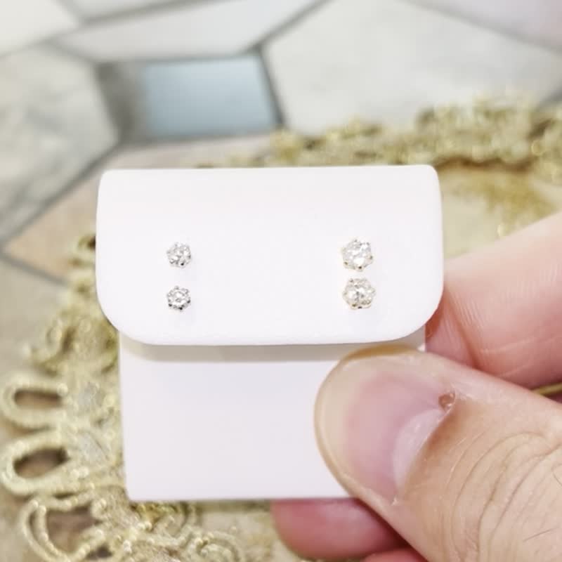 天然钻石耳环 18K 黄金 日本品牌 日本制造 - 耳环/耳夹 - 宝石 