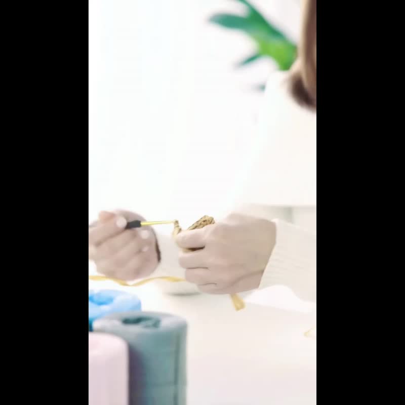 手工编织拉菲草肩背手提两用袋 - 手提包/手提袋 - 纸 卡其色