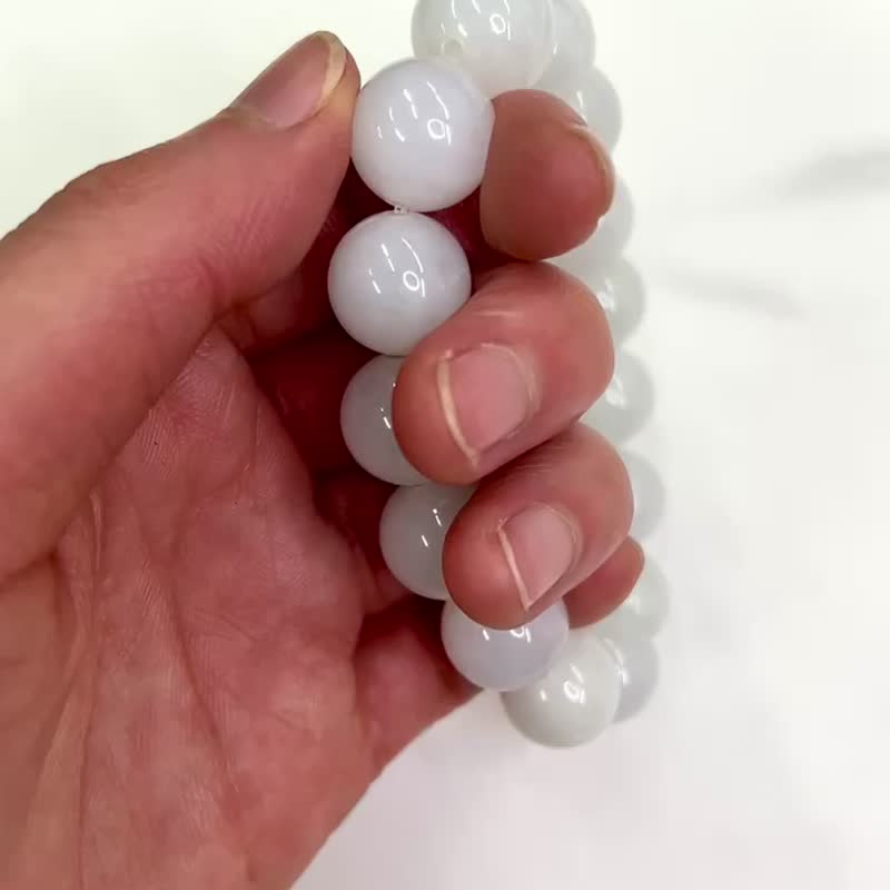 天然翡翠 缅甸 A玉 玉珠 玉链 手链 • 天蓝白芙蓉翡翠手串 - 手链/手环 - 石头 白色