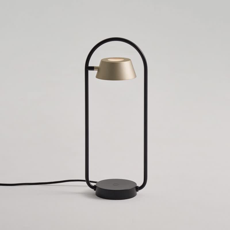 OLO 触碰式调光桌灯 灯罩可翻转床头灯 获 iF国际设计大奖 - 灯具/灯饰 - 其他金属 