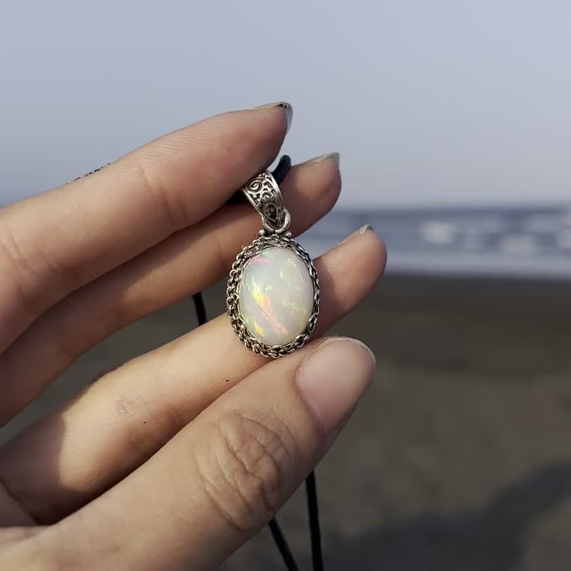 喜迎瑶 925银 欧泊 蛋白石 6.5克拉 天然石 项链 纯银项链 Opal - 项链 - 水晶 银色