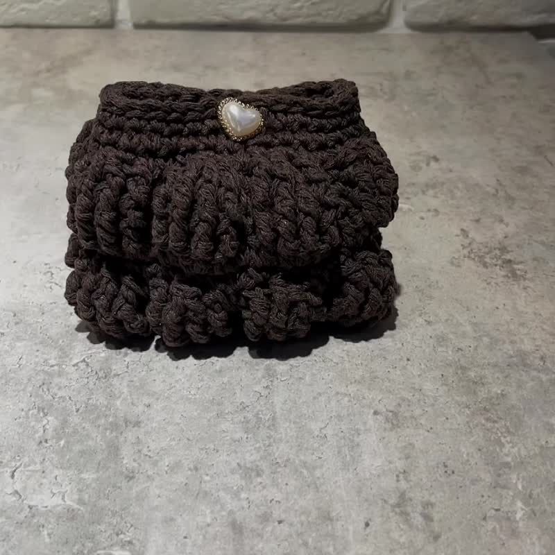 迷你化妆包 钩织 编织 手工手做钩针 - 化妆包/杂物包 - 棉．麻 咖啡色