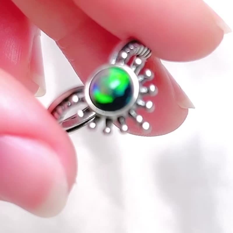 夜空中最亮的恒星 透亮黑欧泊戒指 / 蛋白石 / 925纯银 / Opal - 戒指 - 宝石 蓝色