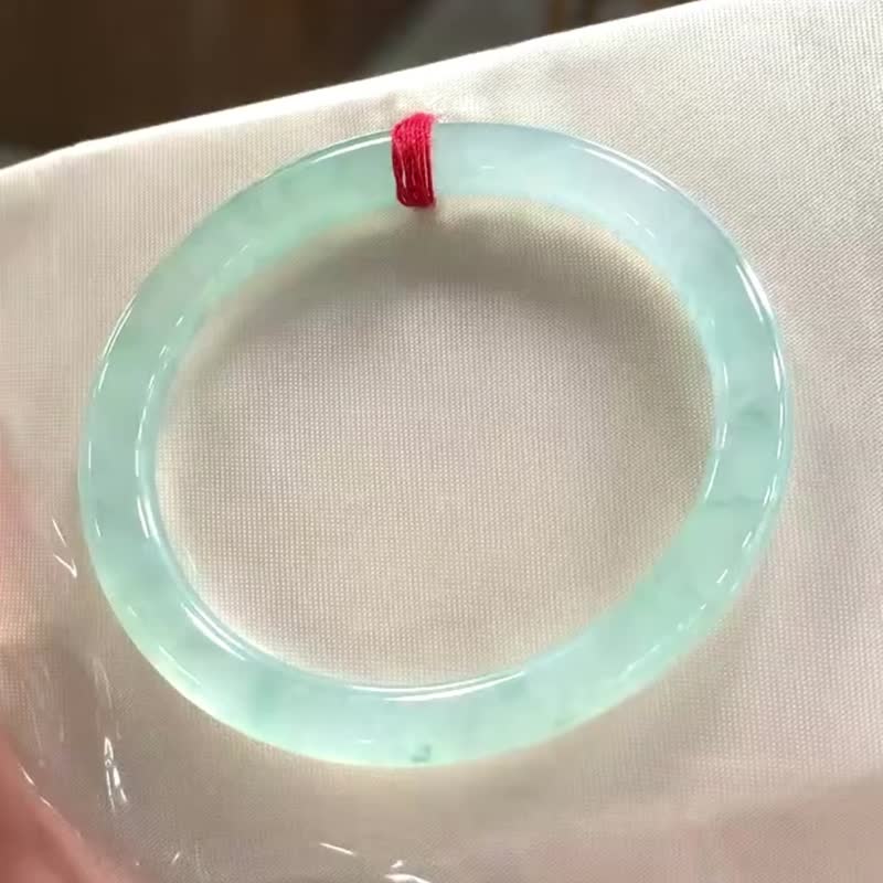 冰种翡翠天然翡翠玉镯A玉手镯 玉鈪 • 冰种晴水翡翠贵妃镯 - 手链/手环 - 玉石 绿色