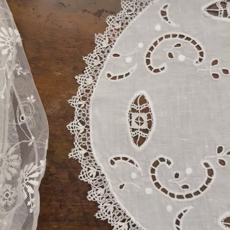 50179-典雅法国古董手工刺绣蕾丝餐垫38x38cm - 餐垫/桌巾 - 棉．麻 