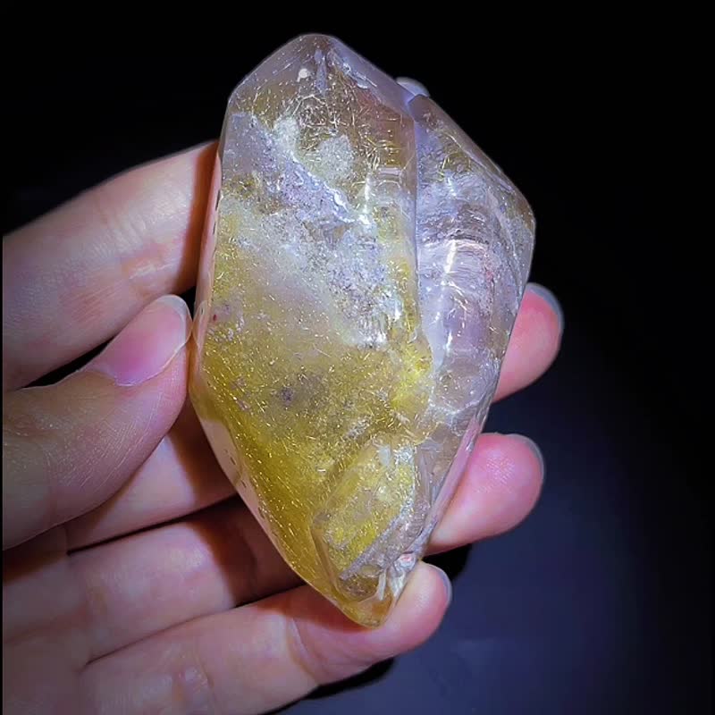 天然金发晶 共生 紫幽灵 能量 茶水晶体 Golden Rutilated 已抛光 - 摆饰 - 水晶 金色