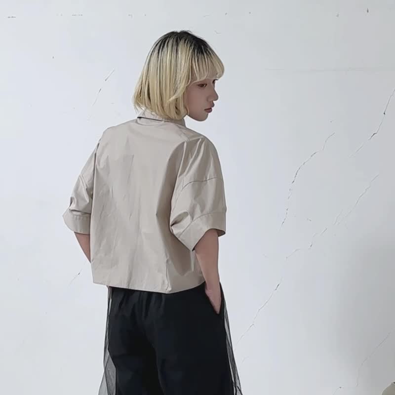 率性翻领口袋落肩袖衬衫 - 女装衬衫 - 其他材质 卡其色