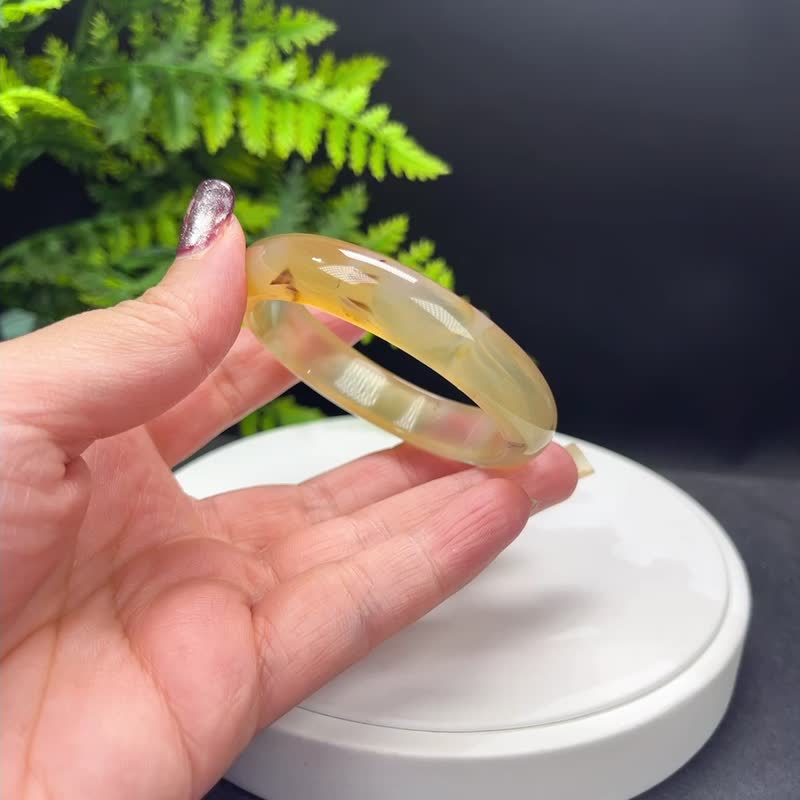 精品 浅蜂蜜糖色玛瑙手镯 52MM 冰透千层飘花玉髓手环 富贵好运 - 手链/手环 - 半宝石 