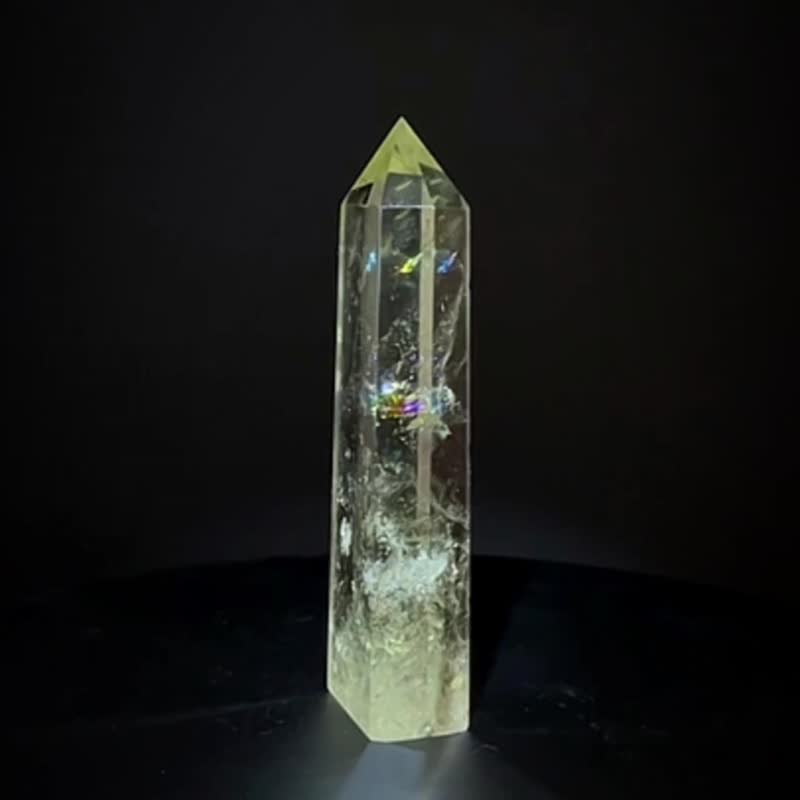 NO.18 彩虹光 黄水晶柱 激光雷射 手术刀 激光柱 水晶柱 97*31mm - 摆饰 - 水晶 透明