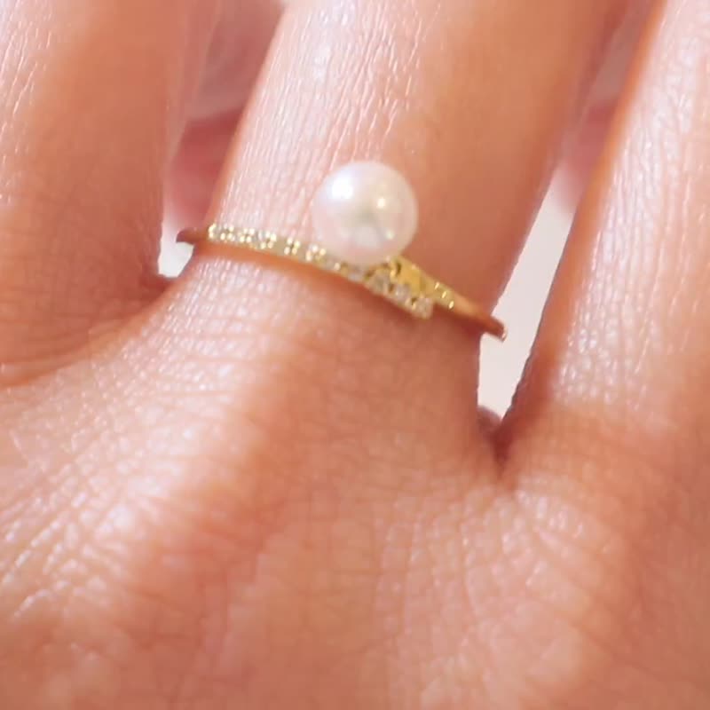 5mm- Akoya日本海水珍珠 -18k金碎钻戒指 - 戒指 - 珍珠 金色