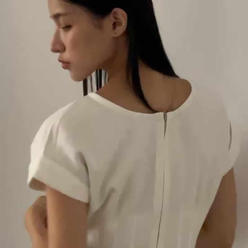 赫本女孩素面洋装 - 洋装/连衣裙 - 棉．麻 白色