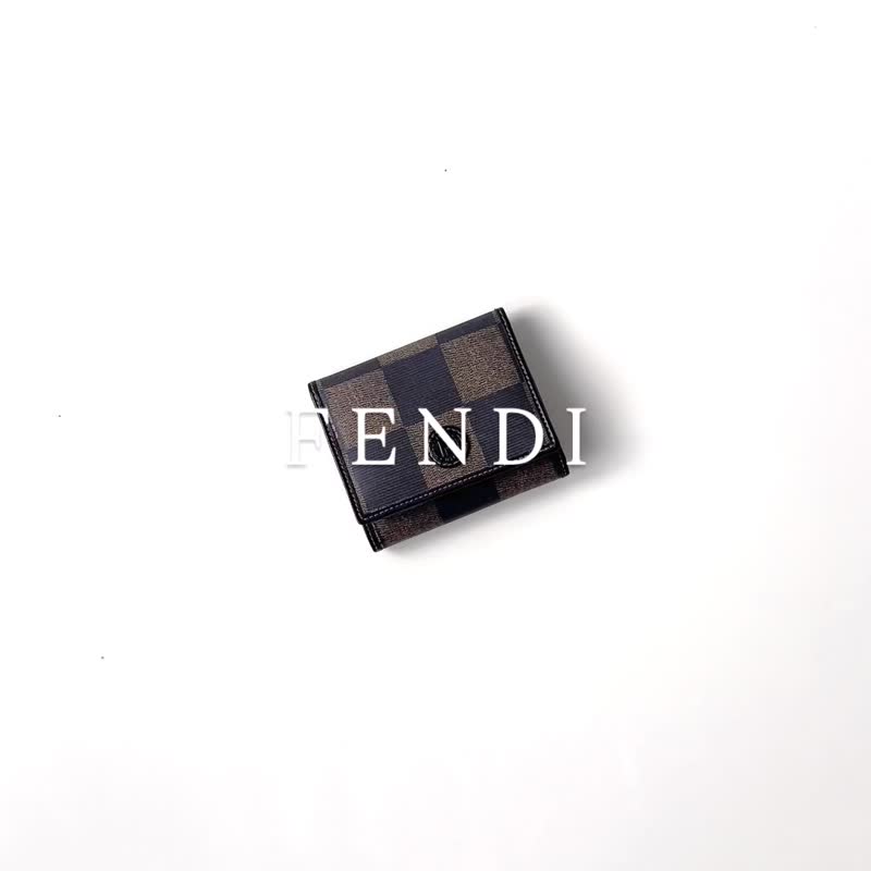 FENDI经典pequin系列棋盘格三折短夹F57 vintage - 皮夹/钱包 - 其他材质 