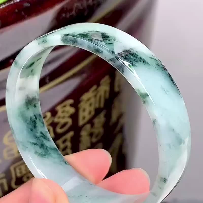冰种 天然翡翠 缅甸 A玉 玉镯 • 冰种飘花翡翠方镯 - 手链/手环 - 玉石 绿色