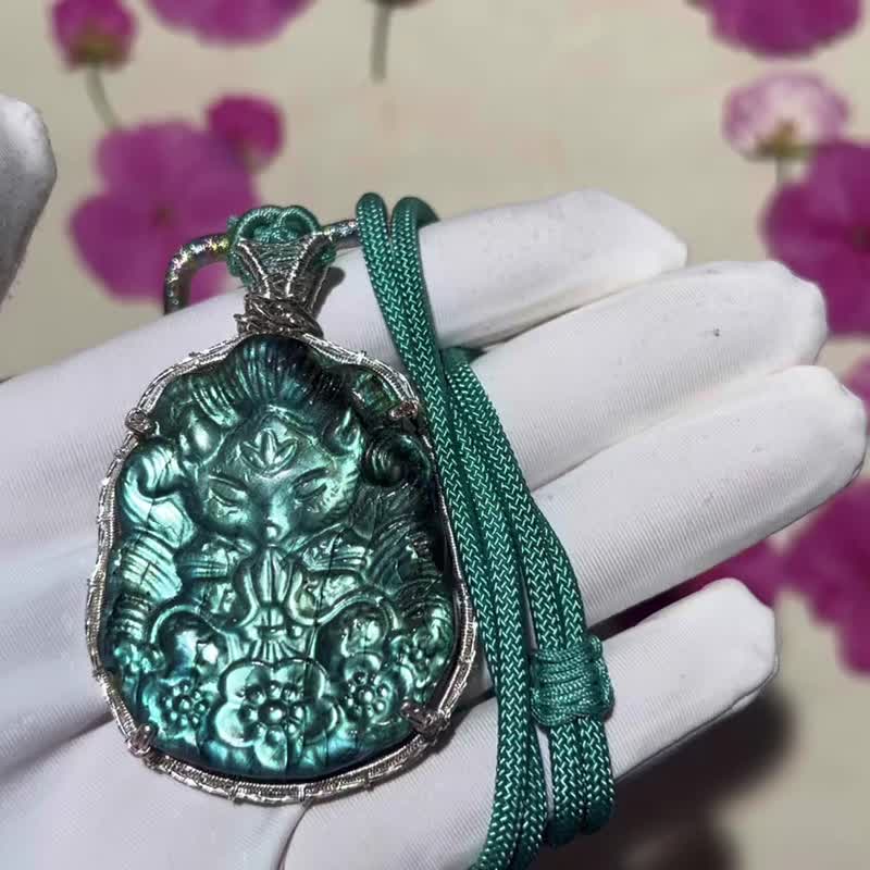 纯手工银绕线雕刻九尾狐吊坠 - 项链 - 宝石 多色