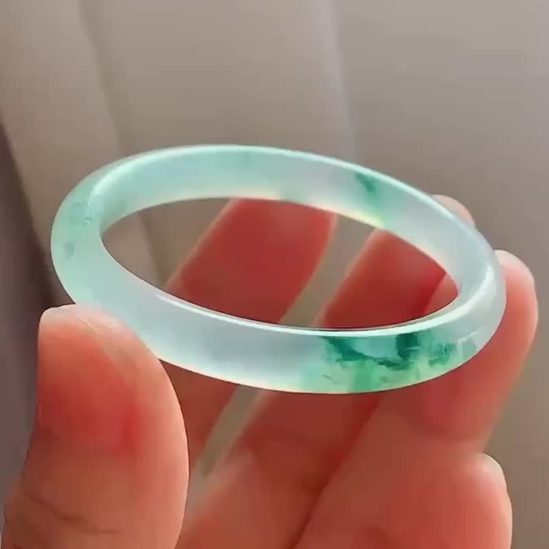 冰种玉镯 天然翡翠玉镯 A玉 手镯 • 高冰种飘花翡翠圆镯 - 手链/手环 - 玉石 绿色