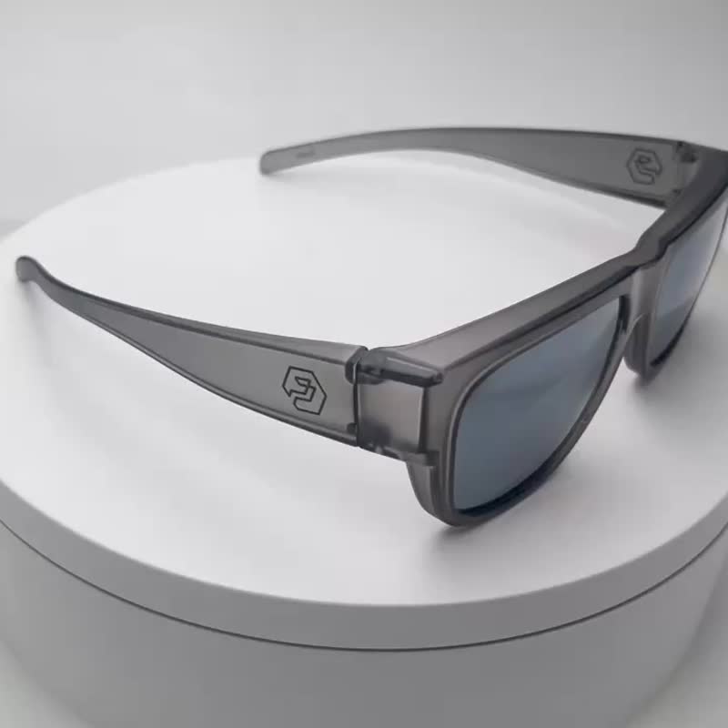 PHOTOPLY TRAVELER S12 套式太阳眼镜 休闲套镜 太阳眼镜 套式 - 眼镜/眼镜框 - 塑料 