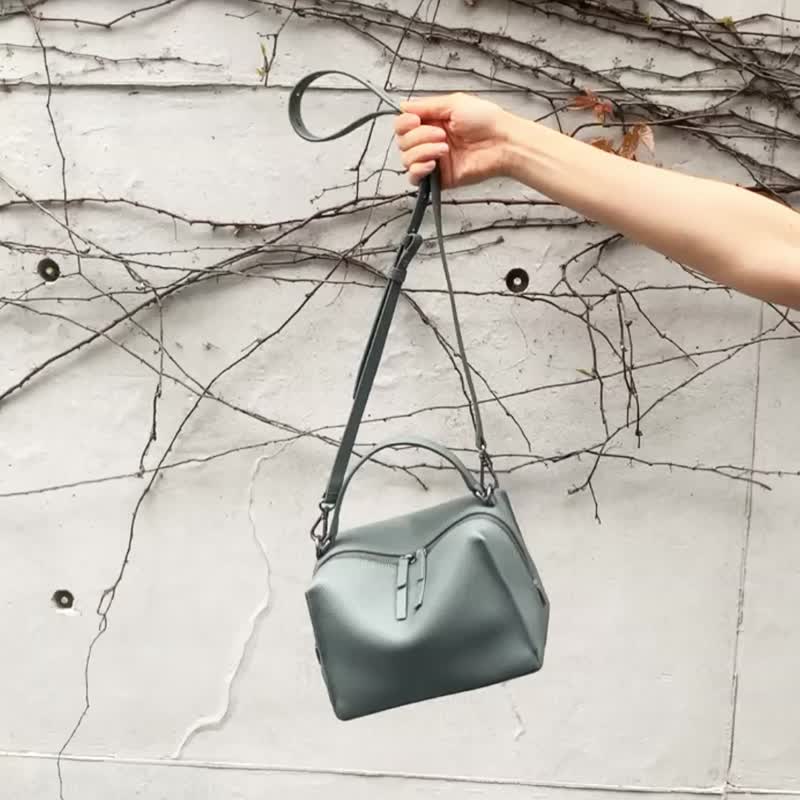 Mini Valley Cube Shoulder Bag鼠尾草绿-侧背/斜背/小提袋 - 侧背包/斜挎包 - 真皮 绿色