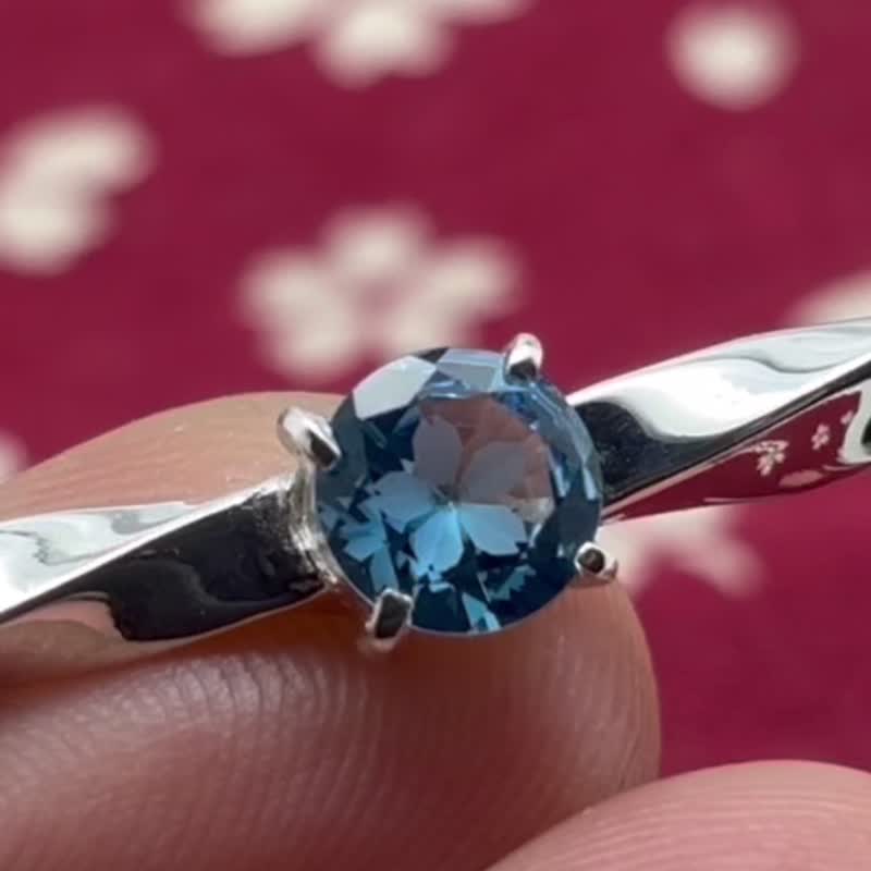 樱花 伦敦蓝托帕石 手链 / 925纯银 / 银饰 / 日式 / 和服 / 日本制造 / 包邮 - 手链/手环 - 纯银 银色