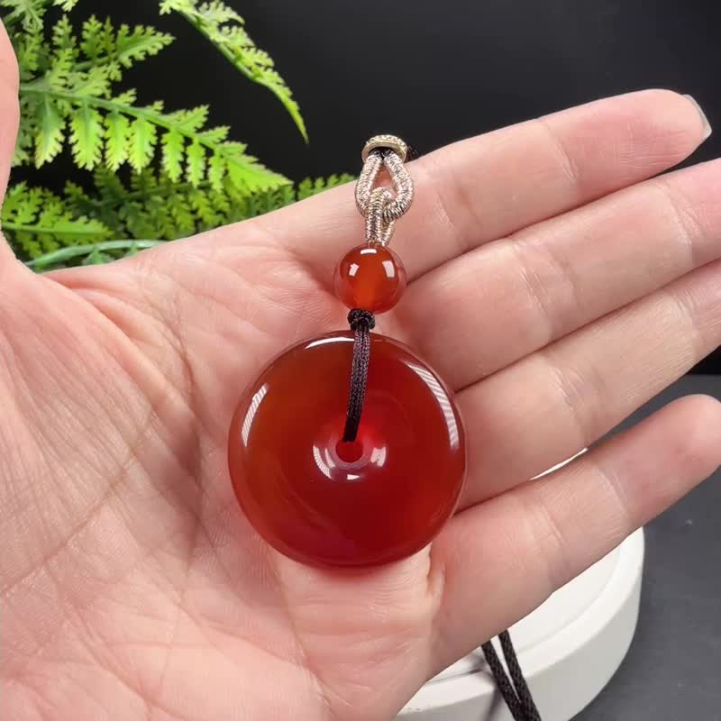 深红玛瑙吊坠项链 冰润起光手工雕刻平安扣 祛邪免灾 护身保平安 - 项链 - 半宝石 红色
