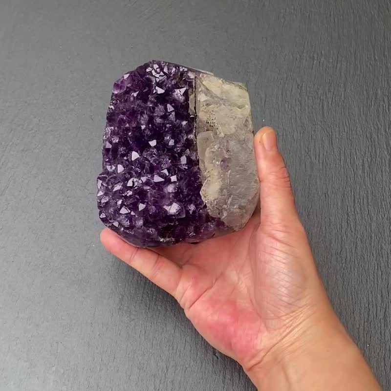 招财开运-天然原矿异象紫晶花镇共生方解石及黑碧玺 消磁净化手链 - 摆饰 - 水晶 紫色