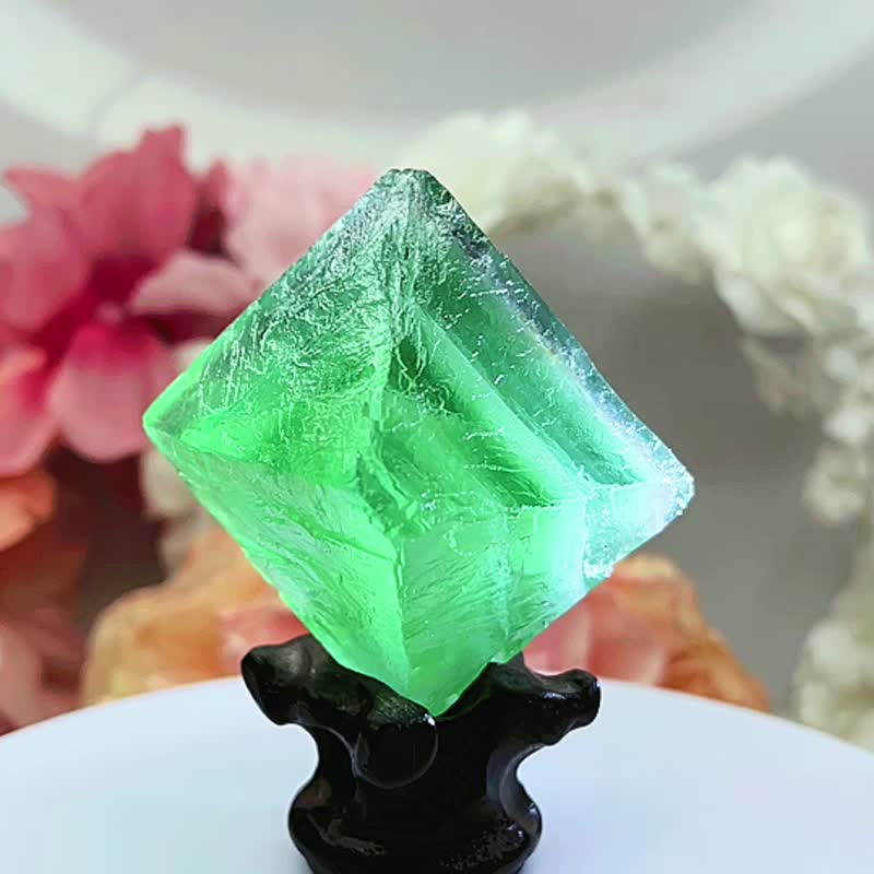 E3纯天然稀有巨大八面体萤石共生三色雪花 千层金字塔 能量原矿石 - 摆饰 - 半宝石 绿色