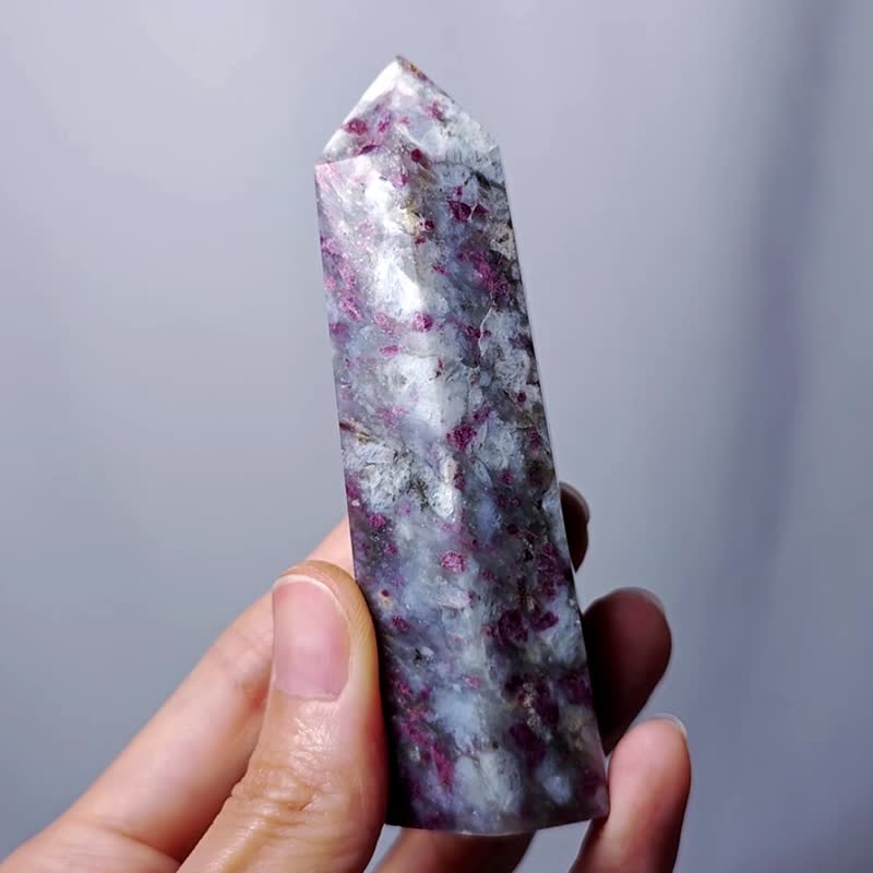 稀有梅花碧玺 踏雪寻梅 一柱擎天 中流砥柱 招财 晶柱 单品 礼物 - 摆饰 - 宝石 红色